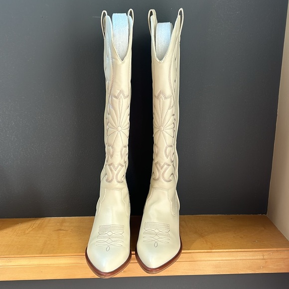 MIA Kolt Cowboy Boots - Picture 8 of 12